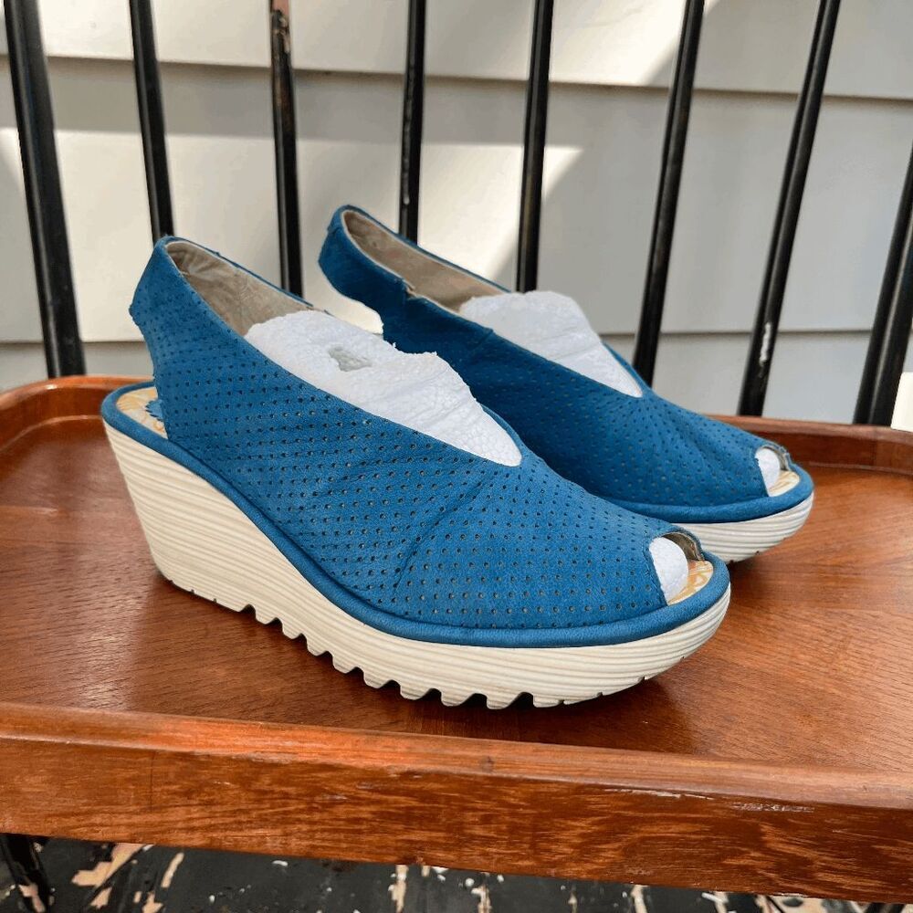 Fly London Yazu Perf Peacock Blue Leather Wedge Sandals Artsy Lagenlook EU 38